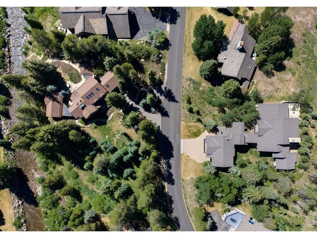 Photo of 4920 Juniper Ln