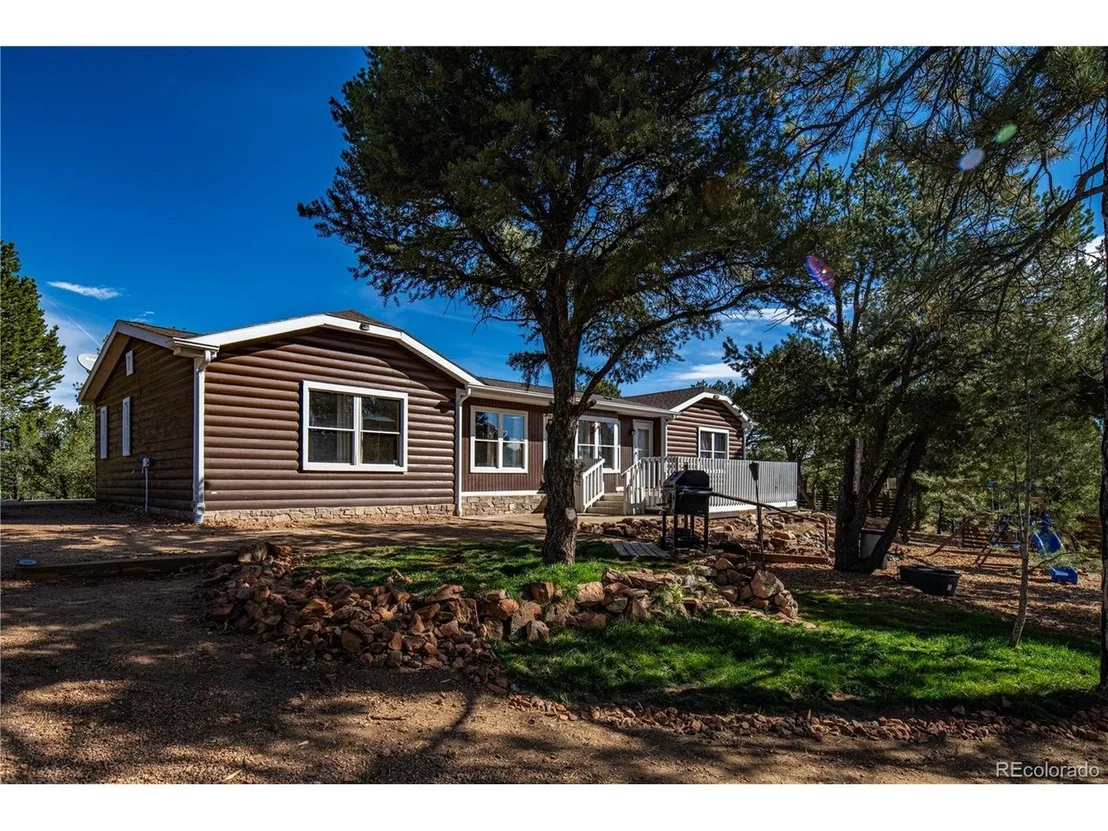 Photo of 627 Harmon Dr