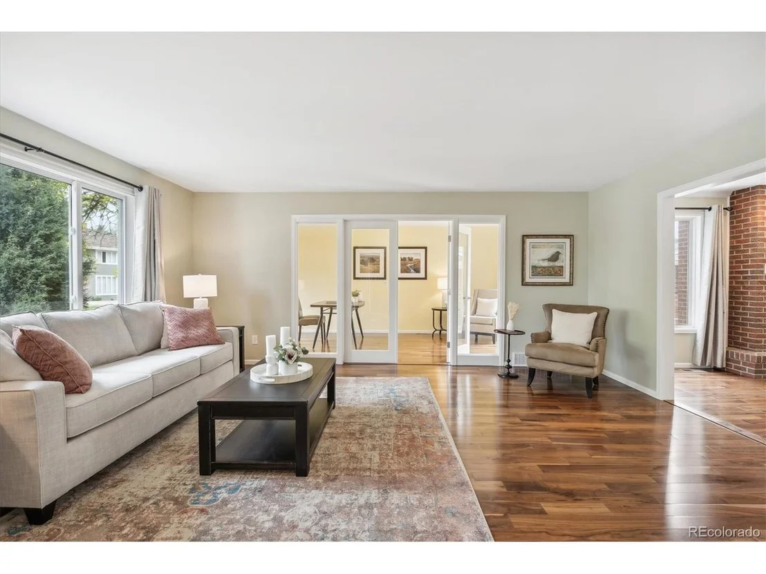 Photo of 1715 W 115th Cir