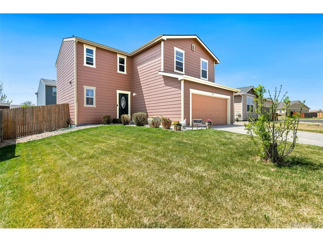 Photo of 875 Lonewolf Cir