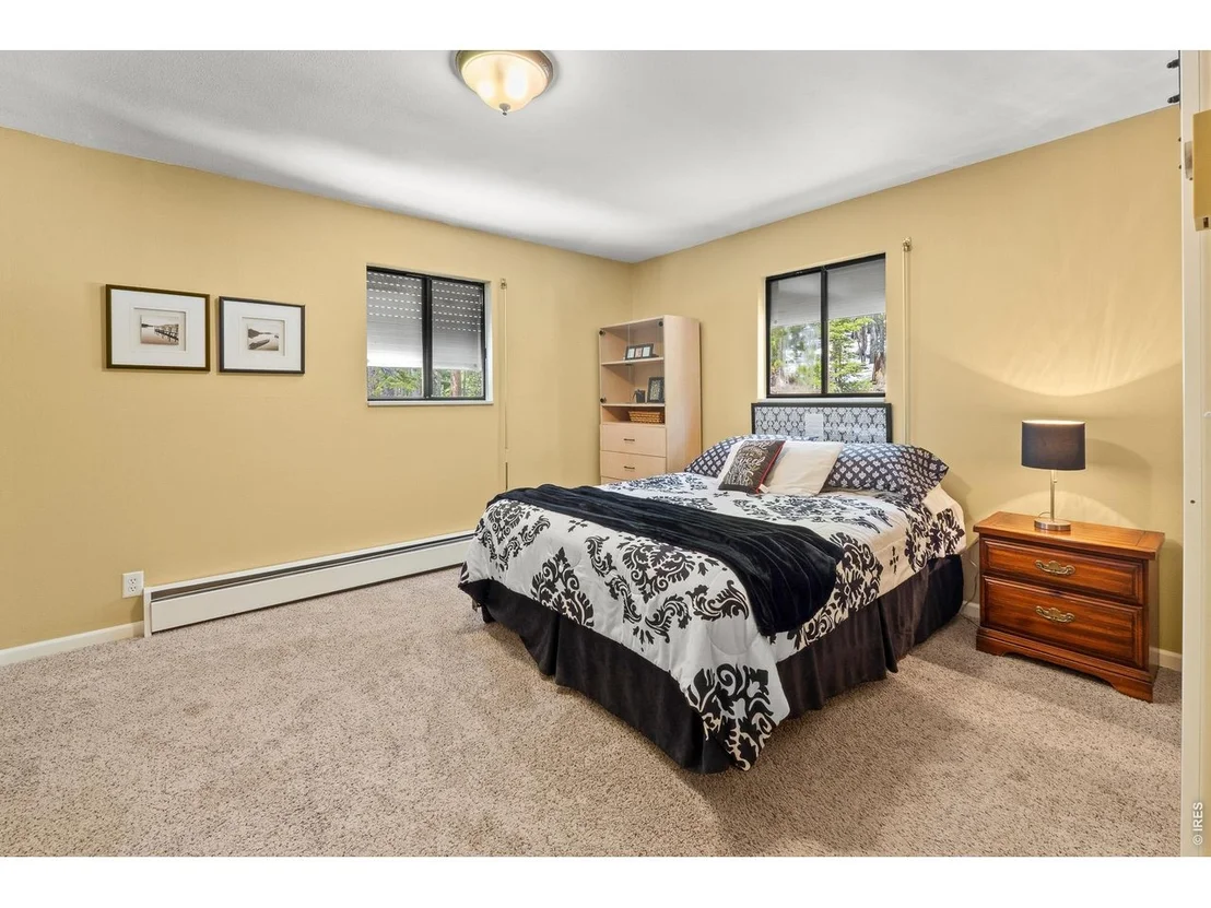 Photo of 218 Brook Dr