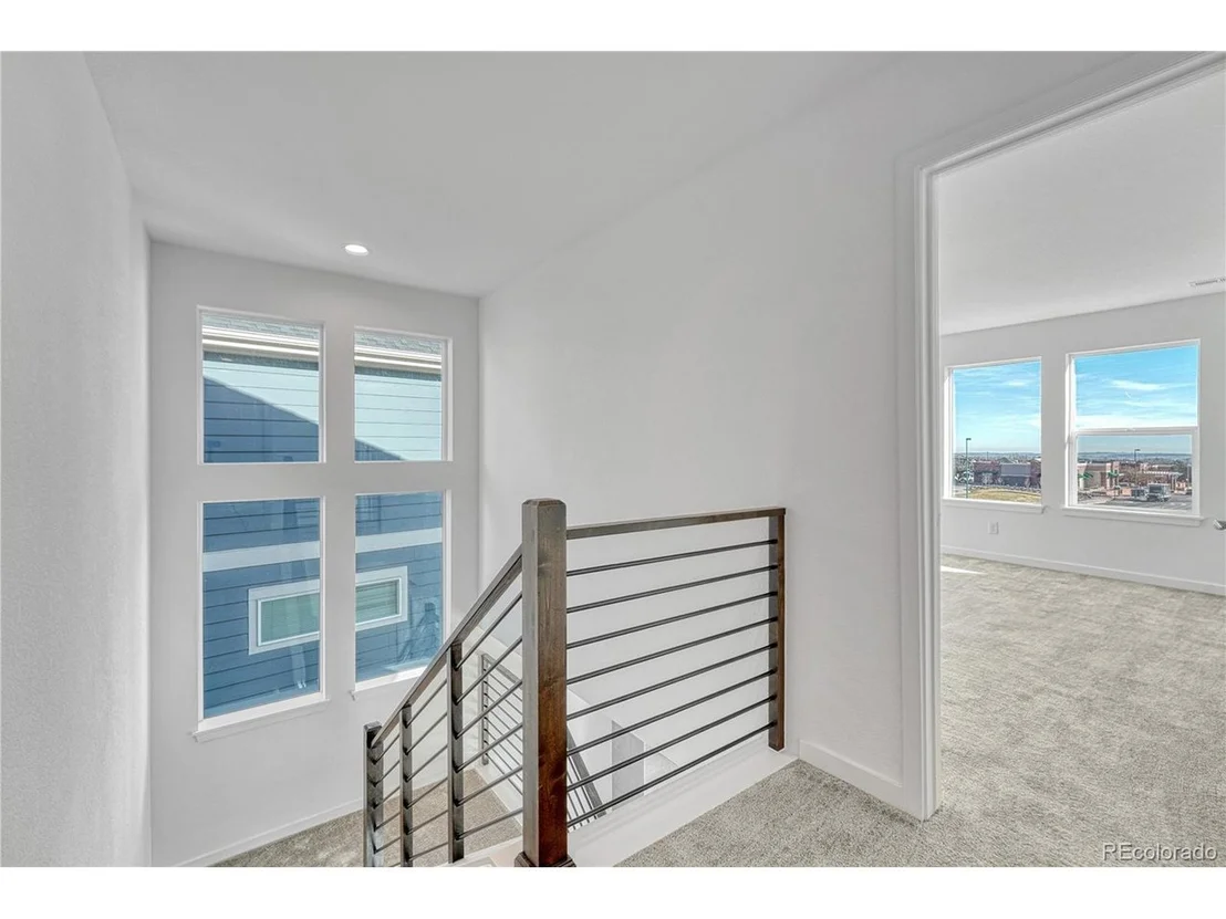 Photo of 246 Mohawk Cir