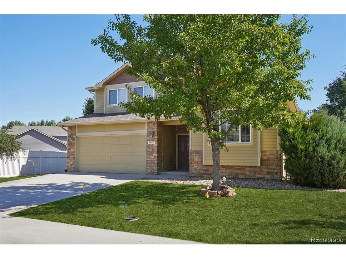 Photo of 9806 Roadrunner Ave