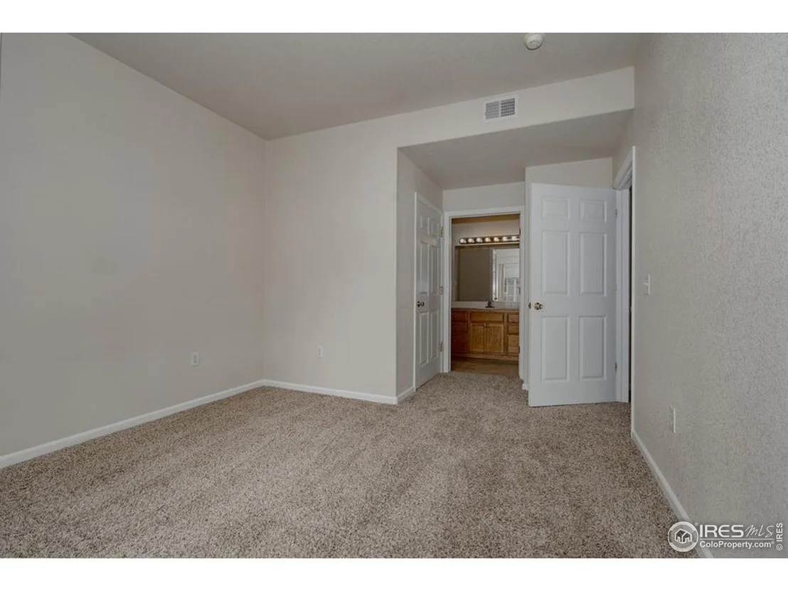 Photo of Unit 6C at 104 Beacon Way