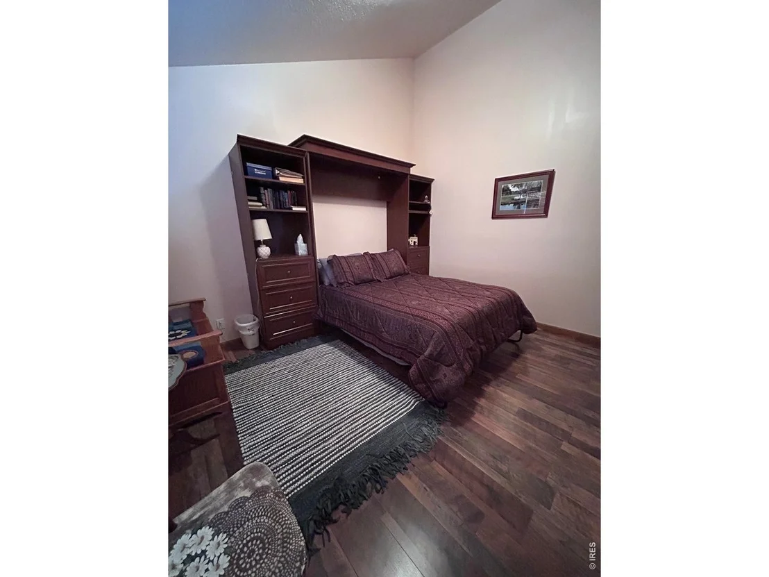 Photo of 717 3rd Ave