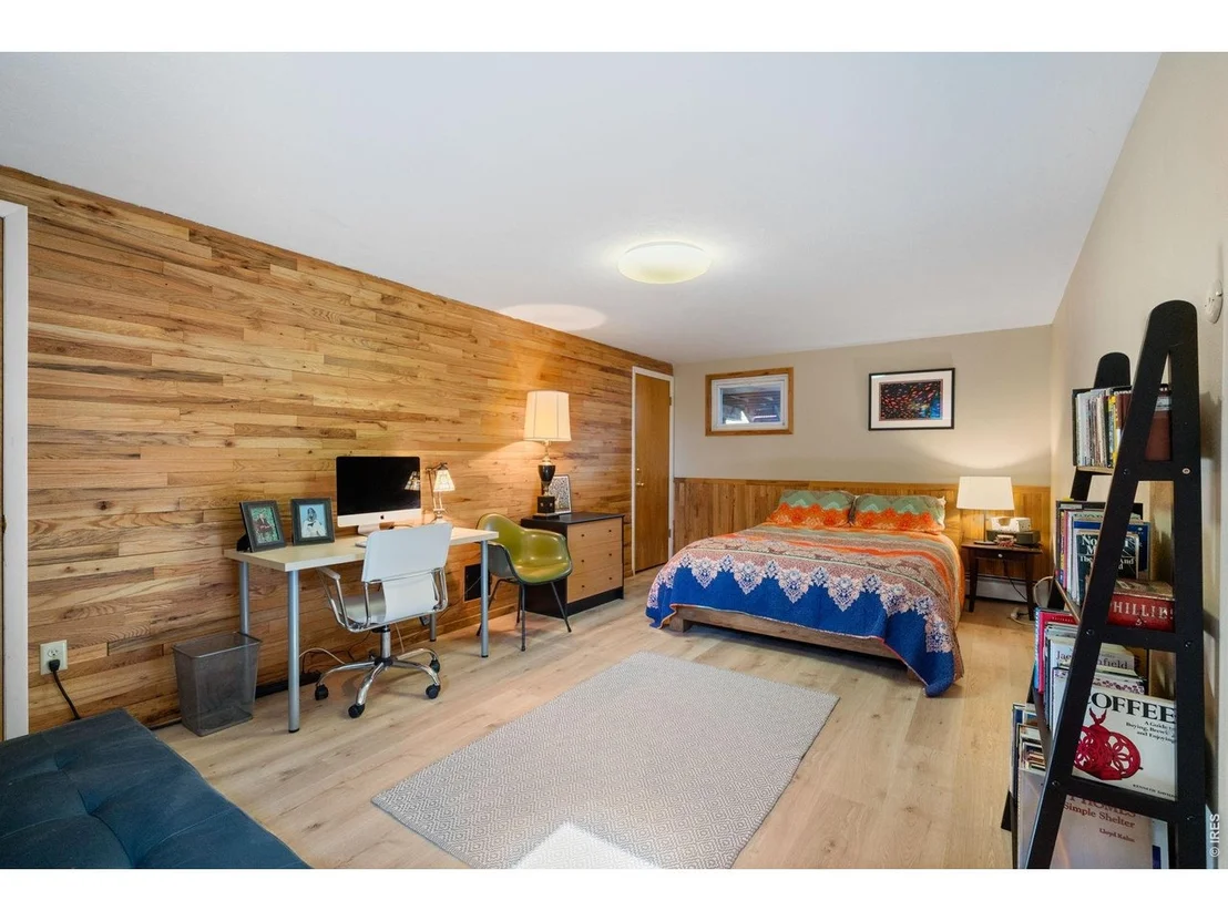 Photo of 526 Brook Rd