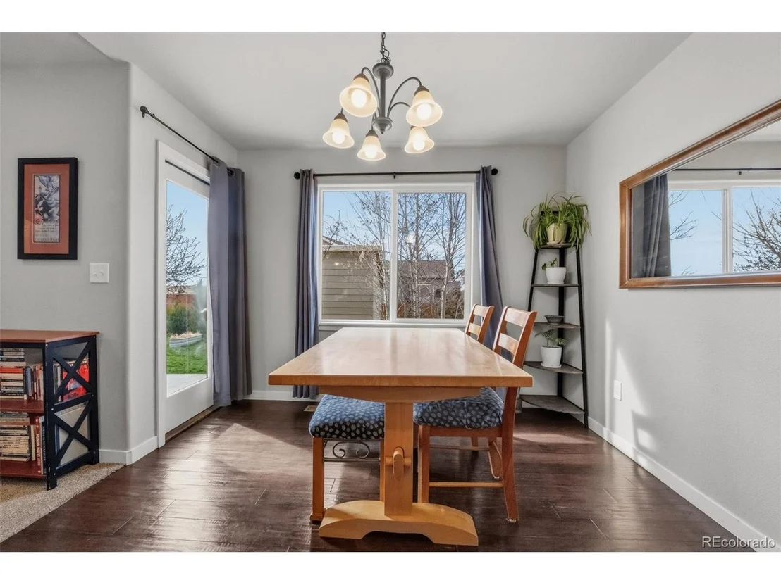 Photo of 102 11th Ave