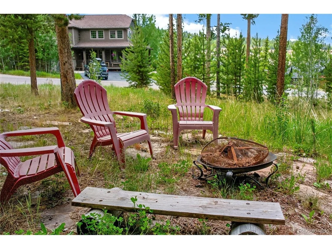 Photo of 1201 Rendezvous Rd
