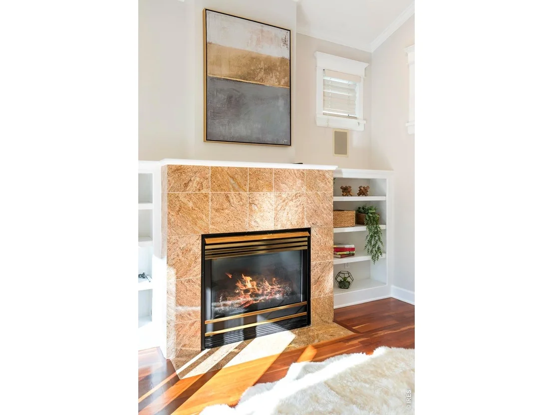Photo of Unit 1 at 1345 Pine St