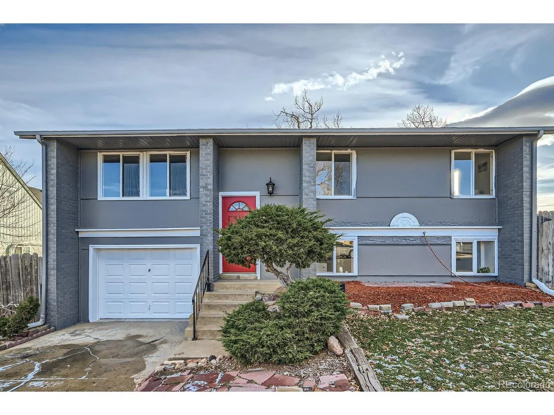 Photo of 486 Leona Dr