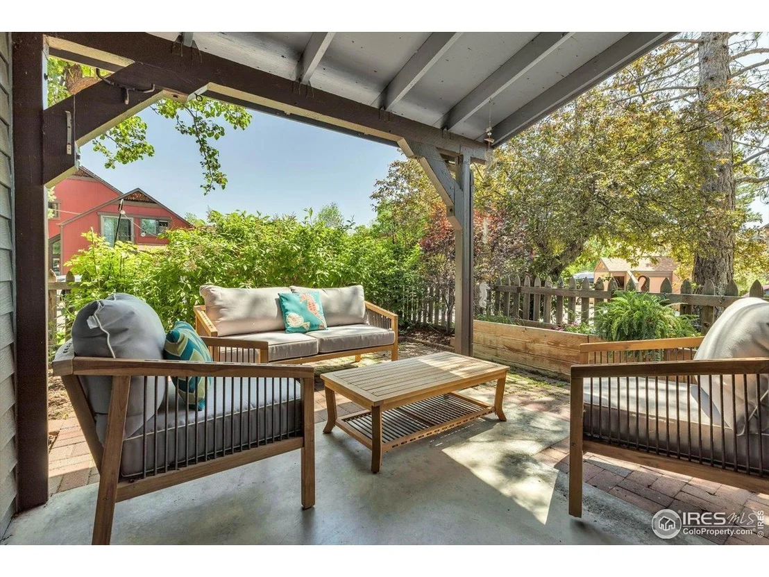 Photo of 3582 Smuggler Way