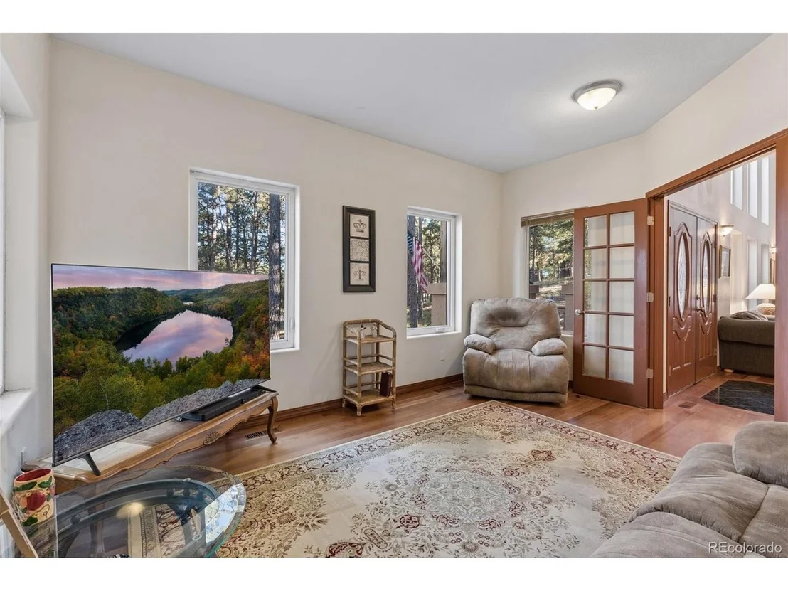 Photo of 17170 Lodgepole Rd