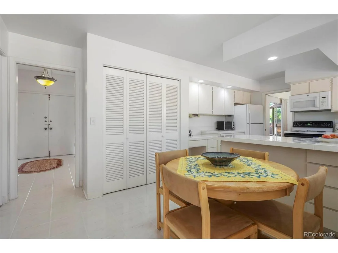 Photo of 300 Fox Dr