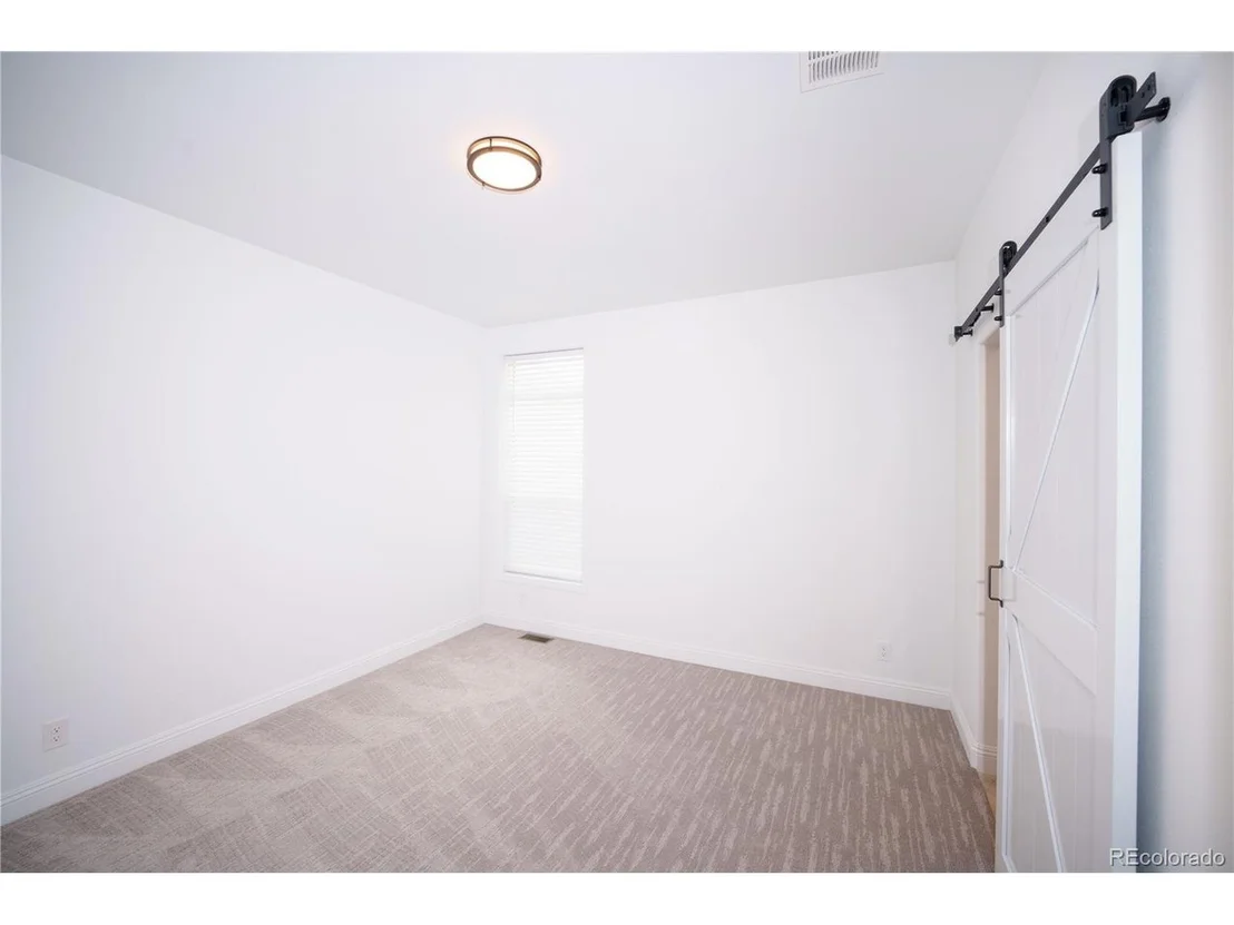 Photo of 125 Brooklyn Cir