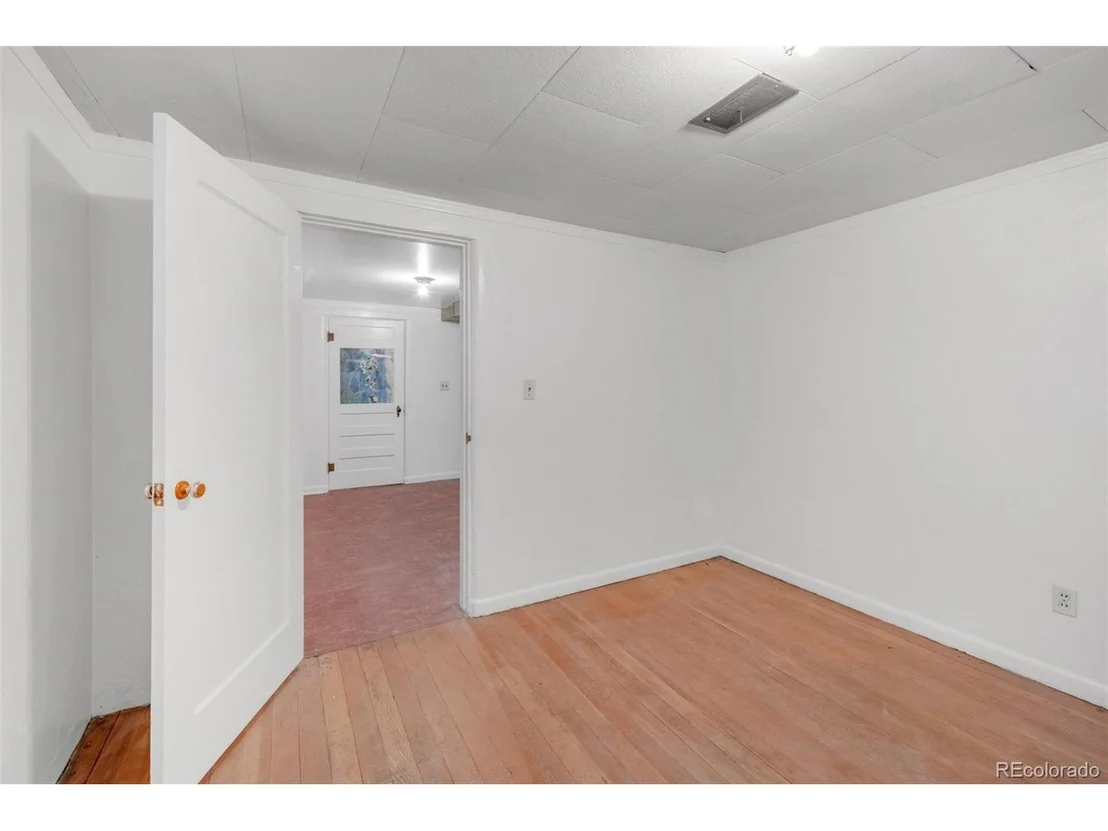 Photo of 1190 5th Ave
