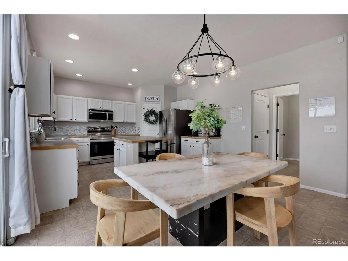 Photo of 490 Territory Ln