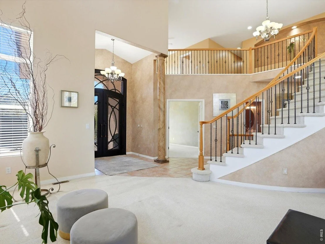 Photo of 445 Edison Pl