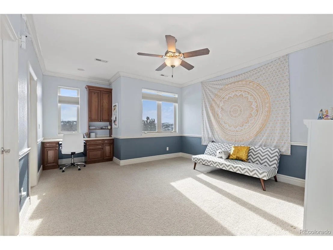 Photo of 8737 Ridgepoint Dr