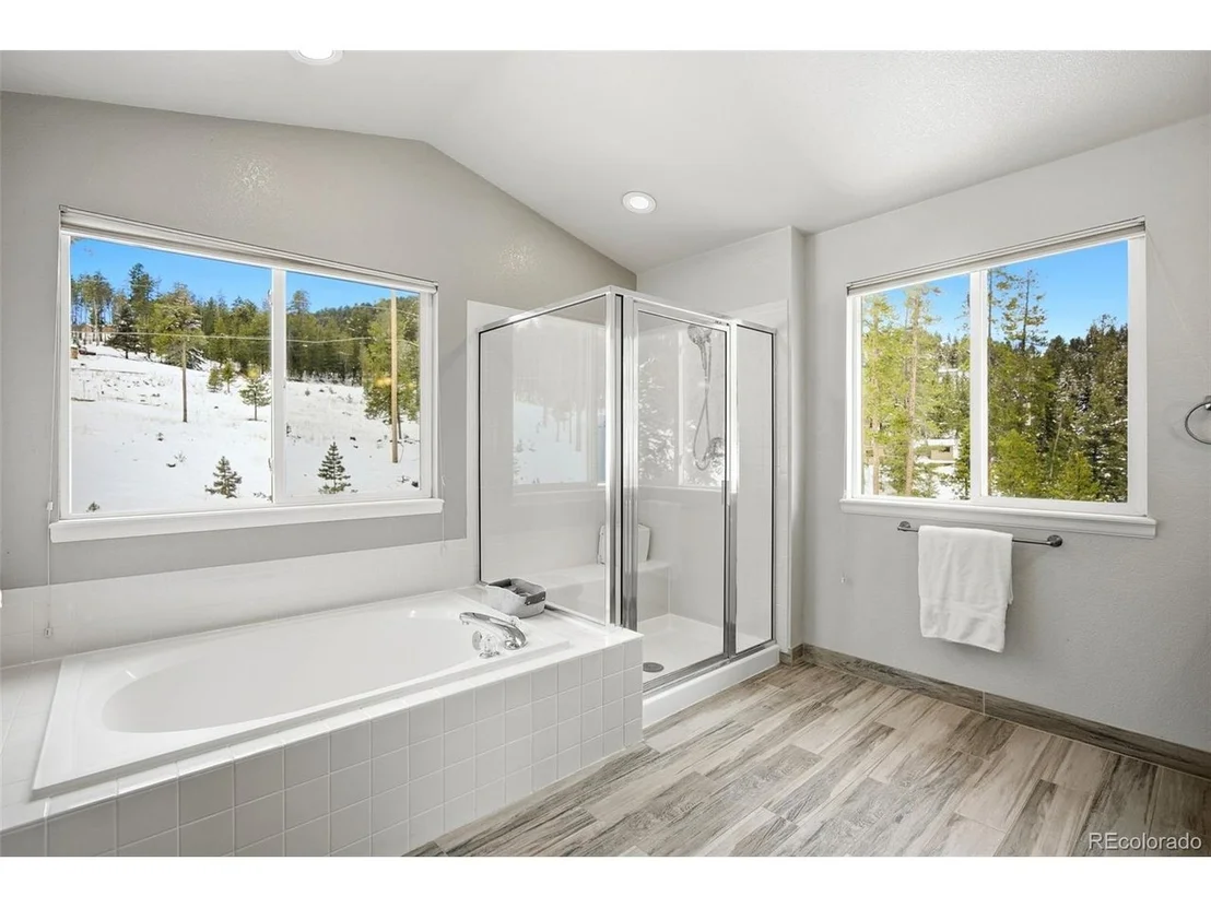 Photo of 7291 Brook Forest Dr