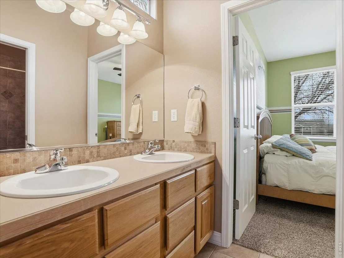 Photo of 1102 Corona Dr