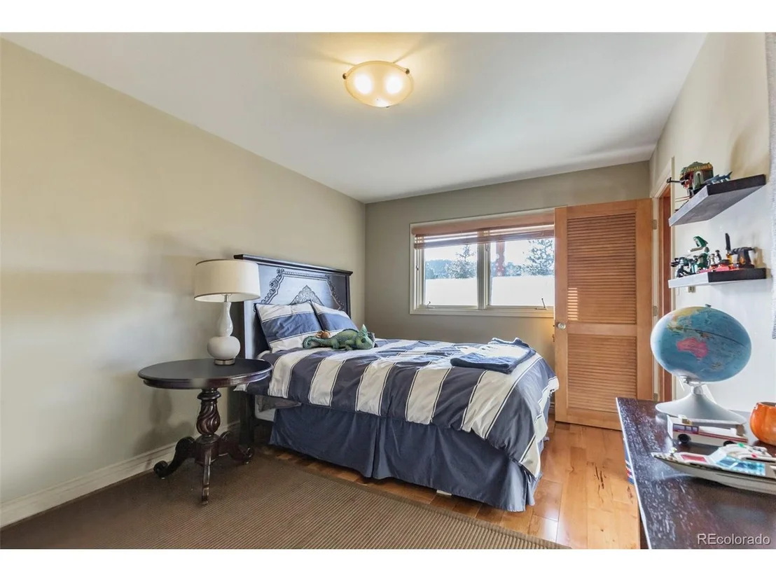 Photo of 27381 Overlook Dr