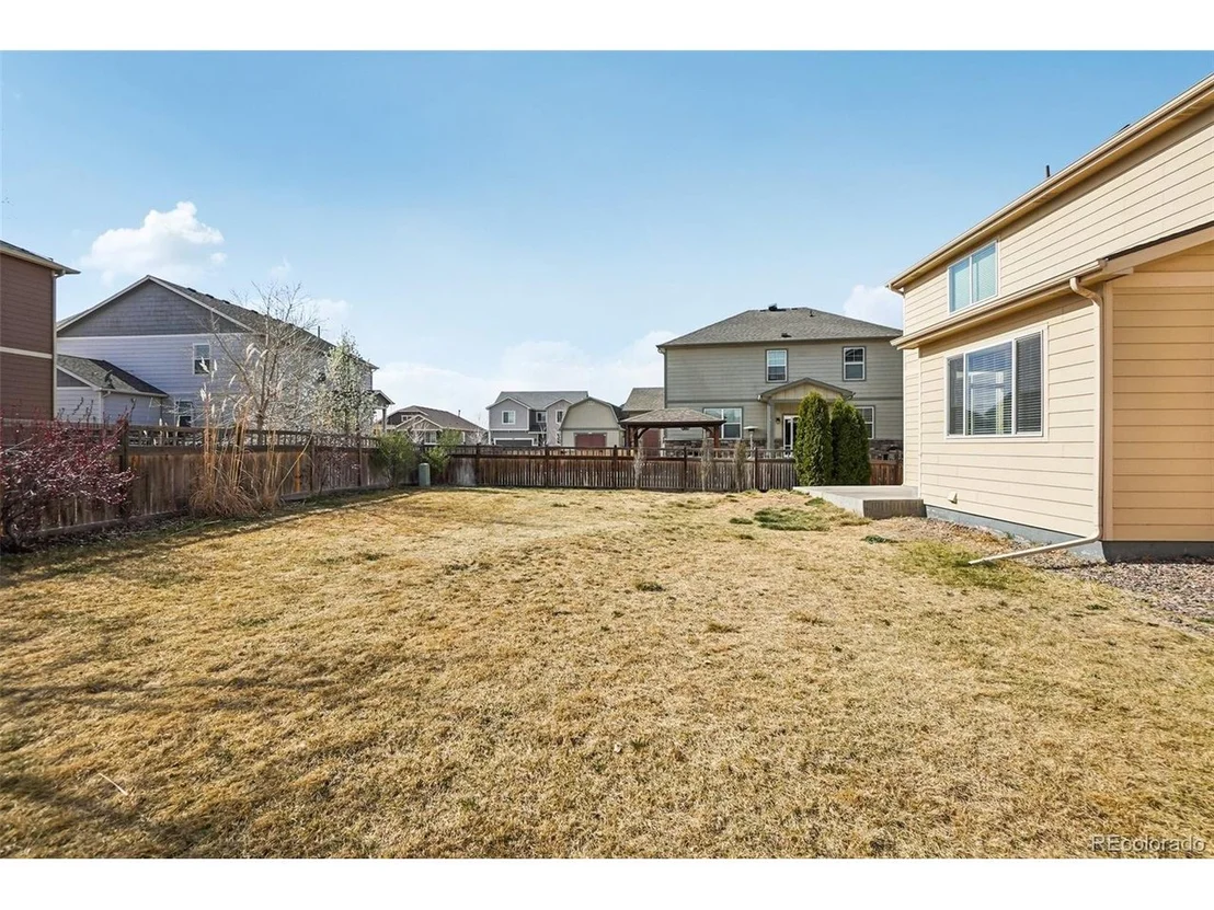 Photo of 5230 Silver Maple St