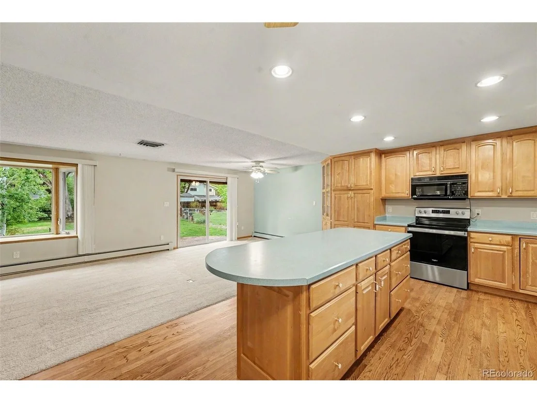 Photo of 7627 Newman St