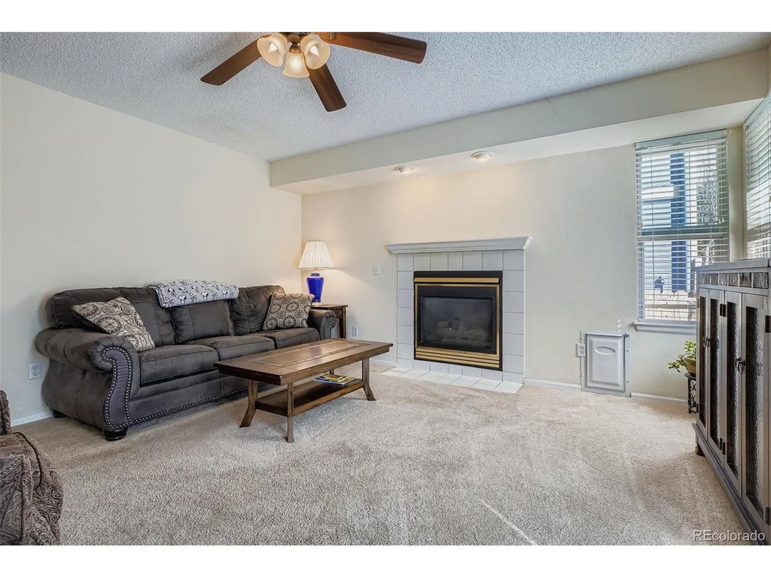 Photo of 11342 Haswell Dr