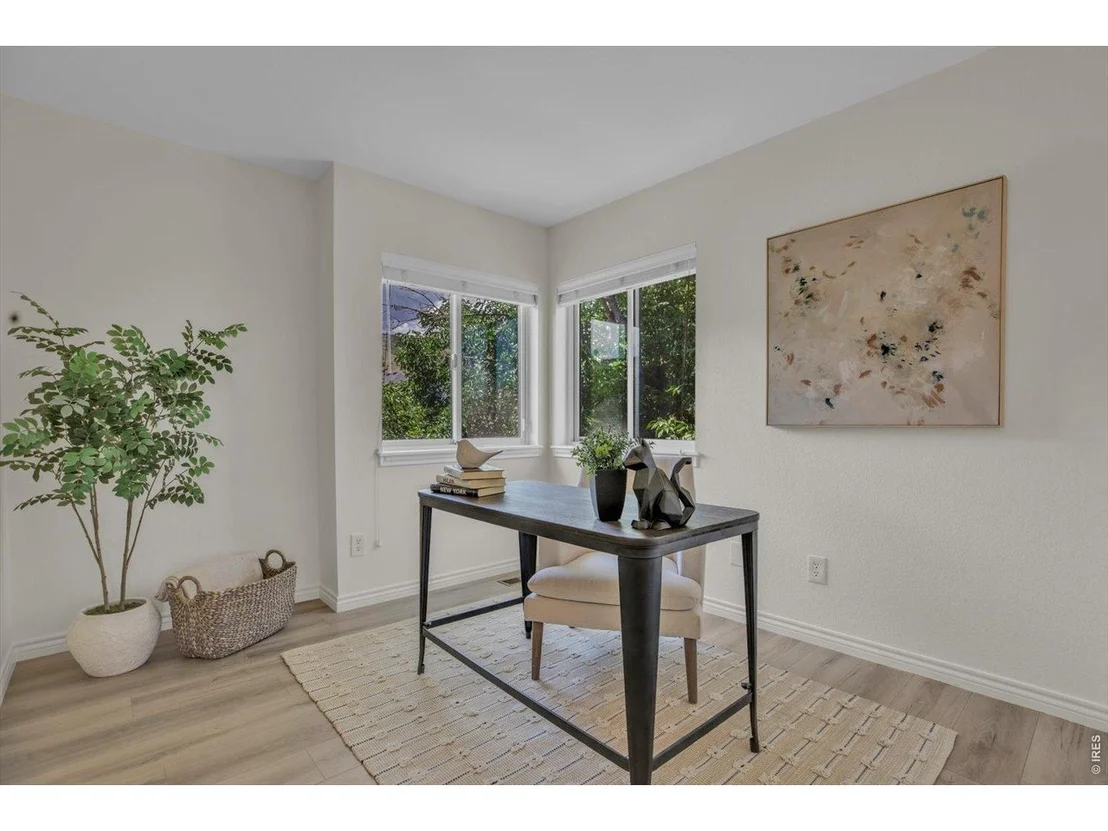 Photo of 4874 Dakota Blvd