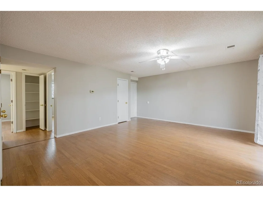 Photo of Unit 1007 at 2201 Sable Blvd