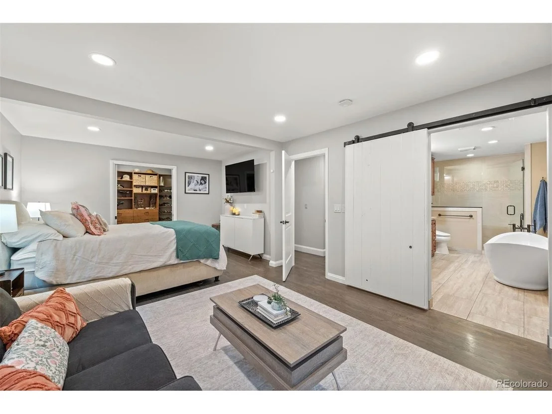Photo of 29843 Canterbury Cir