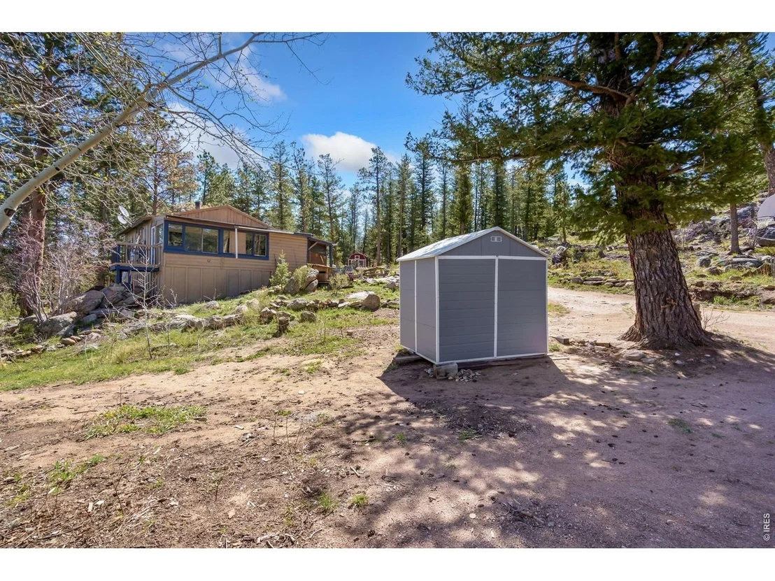 Photo of 151 Columbine Dr