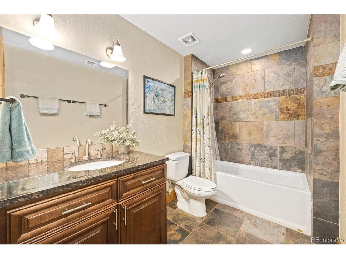 Photo of 5283 S Pine Rd