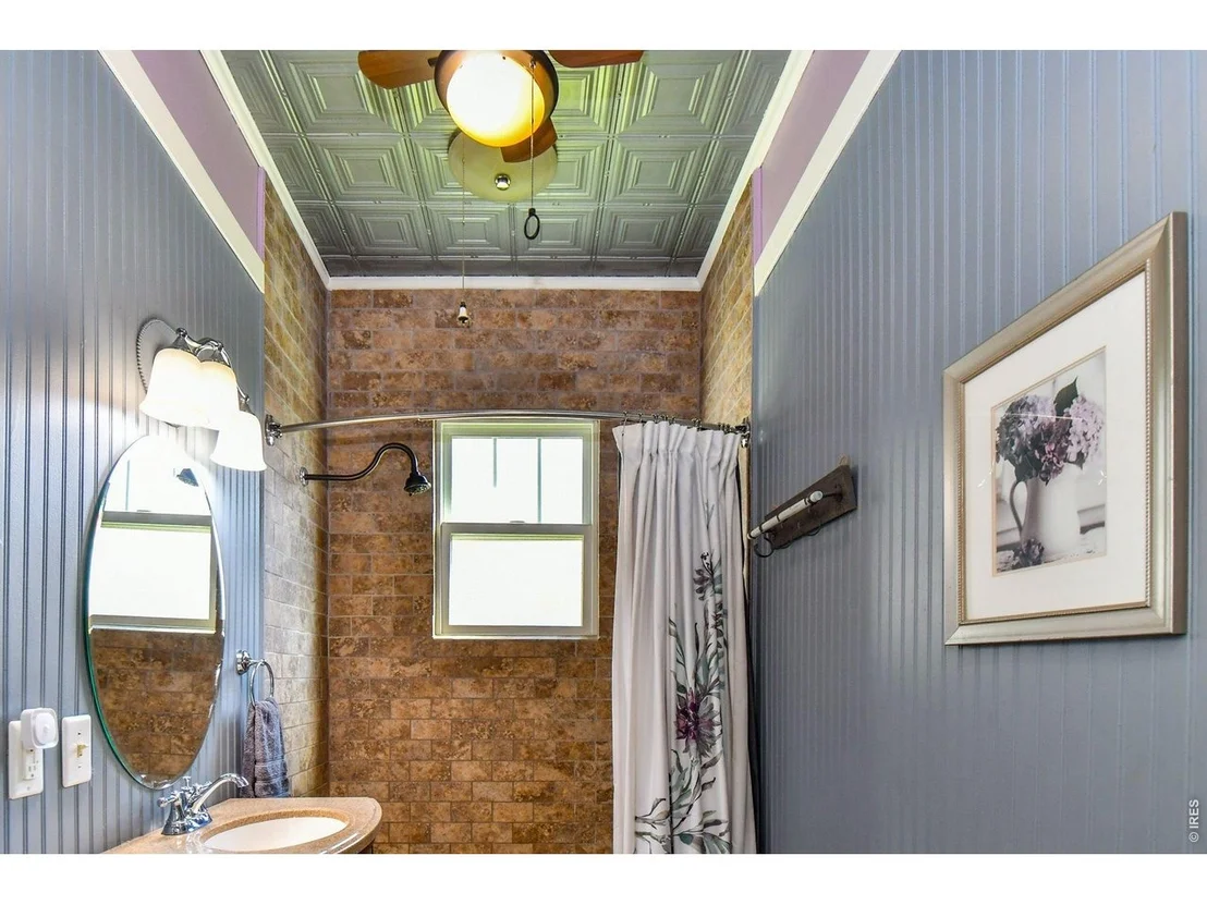 Photo of 230 Elm St