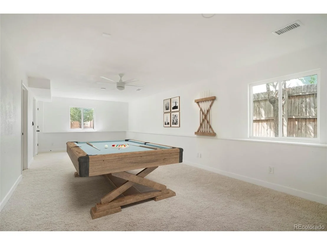 Photo of 2216 Apple Ave