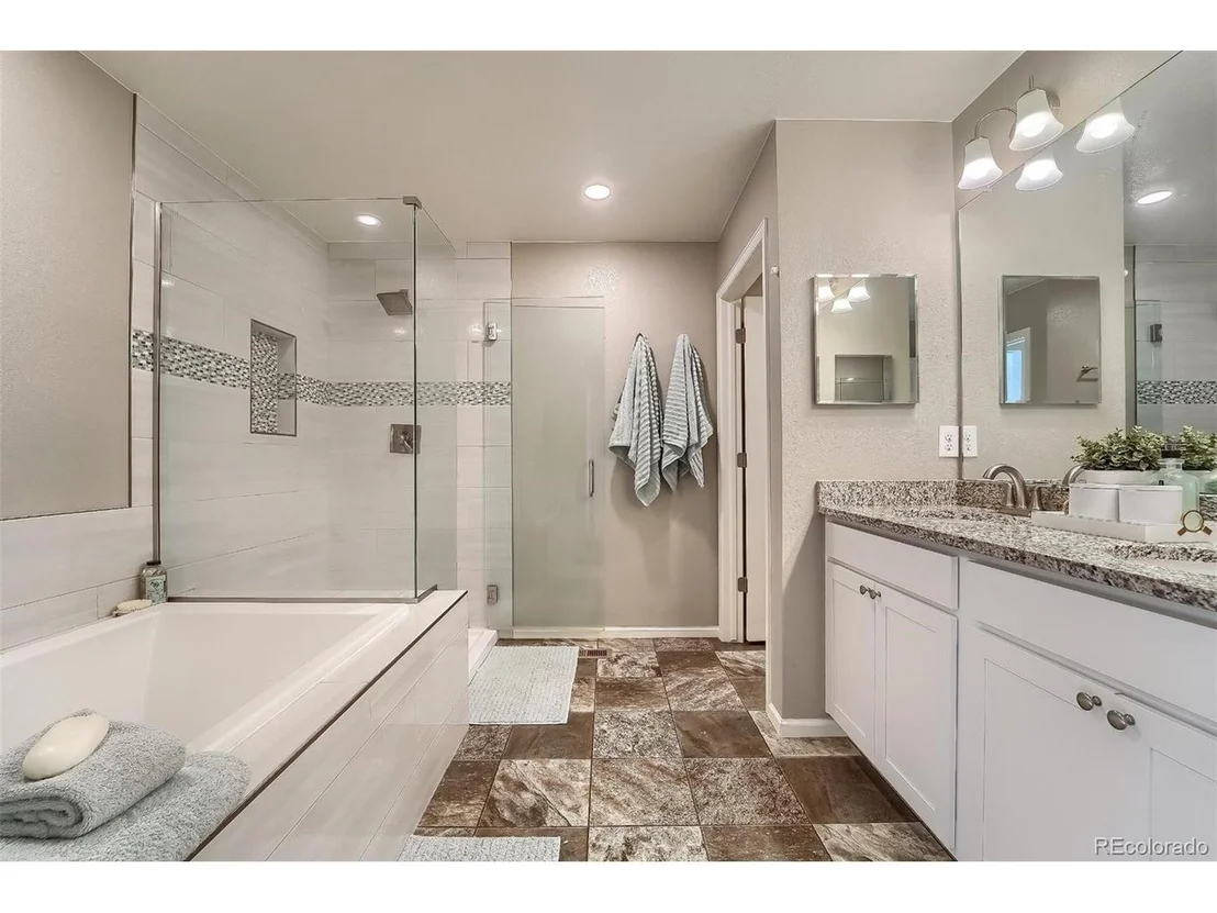 Photo of 5350 Snowberry Ave