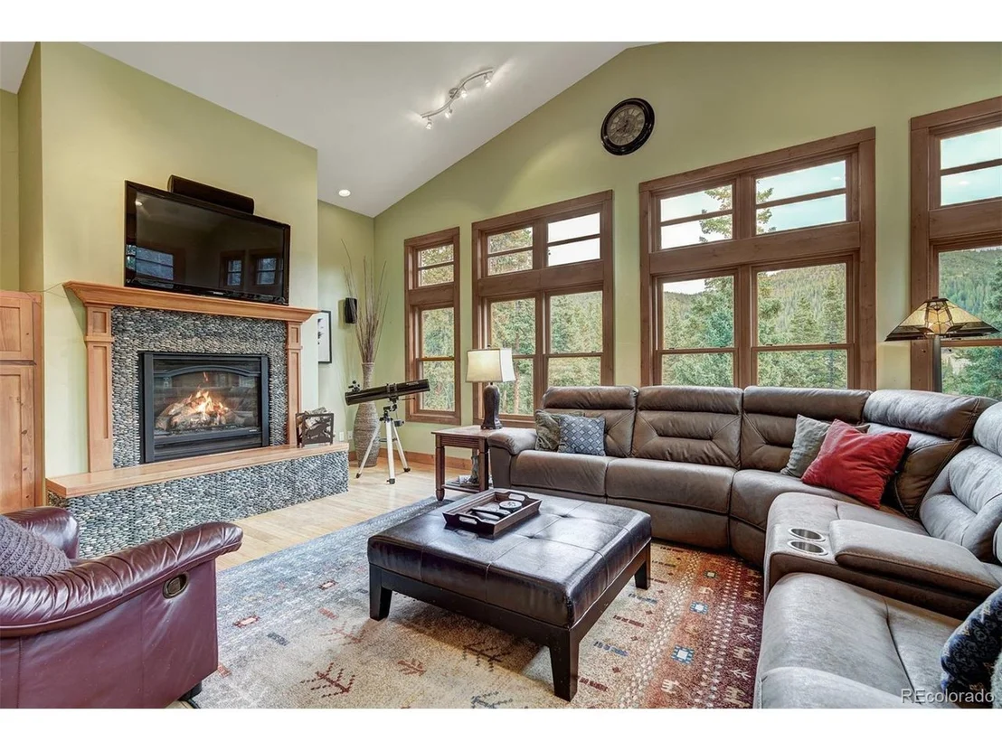 Photo of 22 Peterson Dr