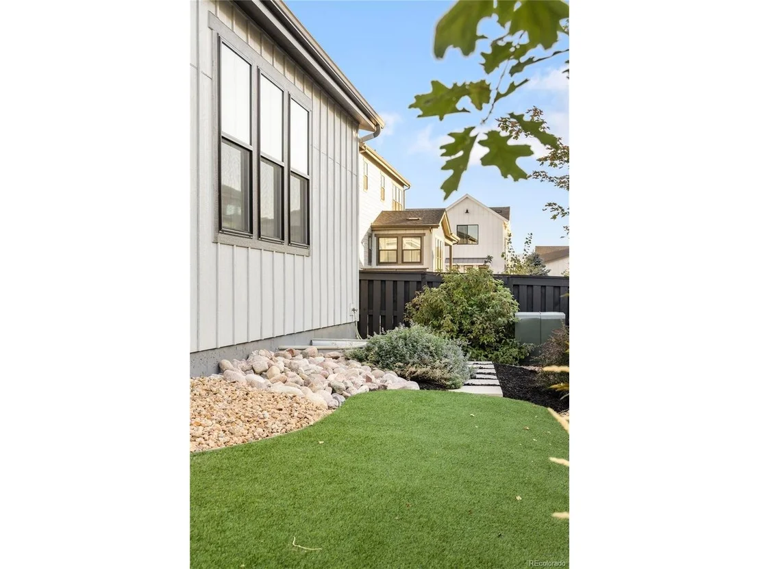 Photo of 11103 Cloud Shadow St
