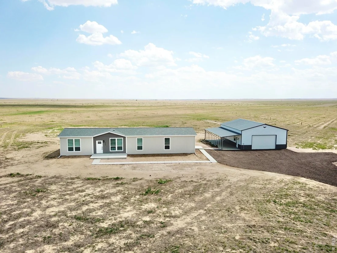 Photo of 41746 County Road 80