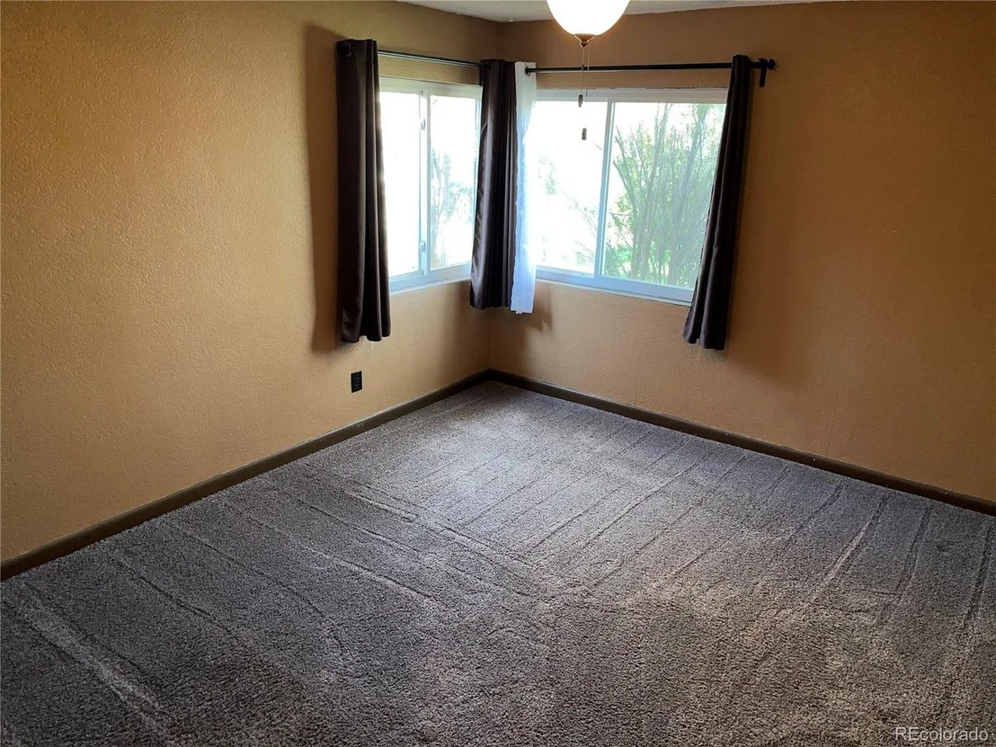 Photo of 1290 Ursula St