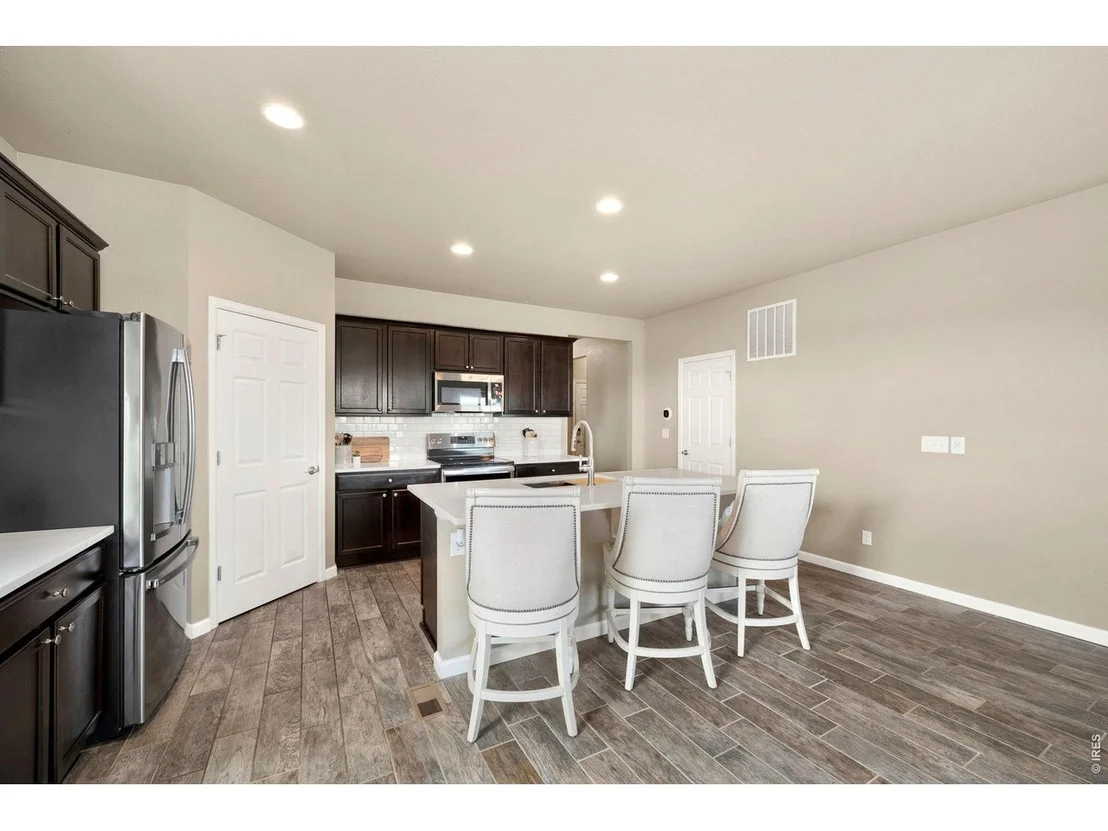Photo of 10398 Stagecoach Ave