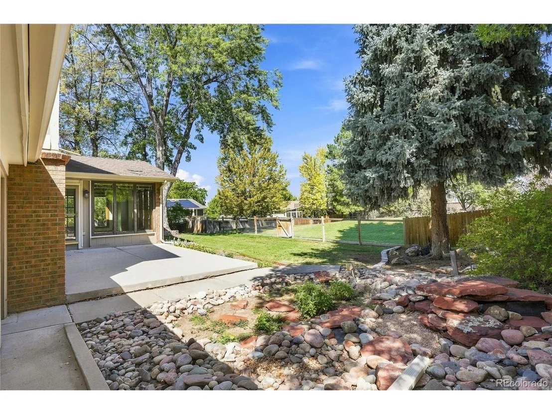 Photo of 4641 W 108th Pl