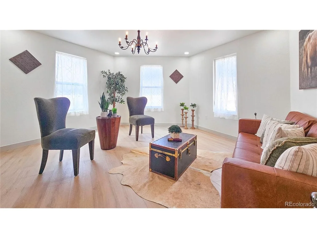 Photo of 7447 County Road U