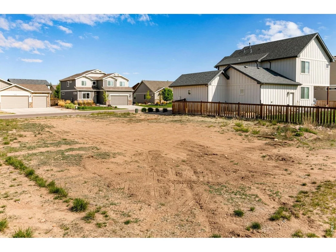 Photo of 5536 Long Dr