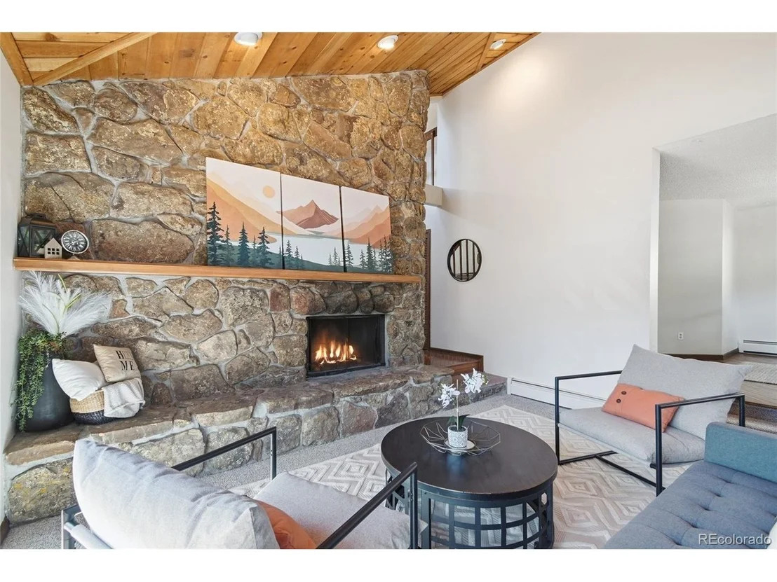 Photo of 27569 Fireweed Dr