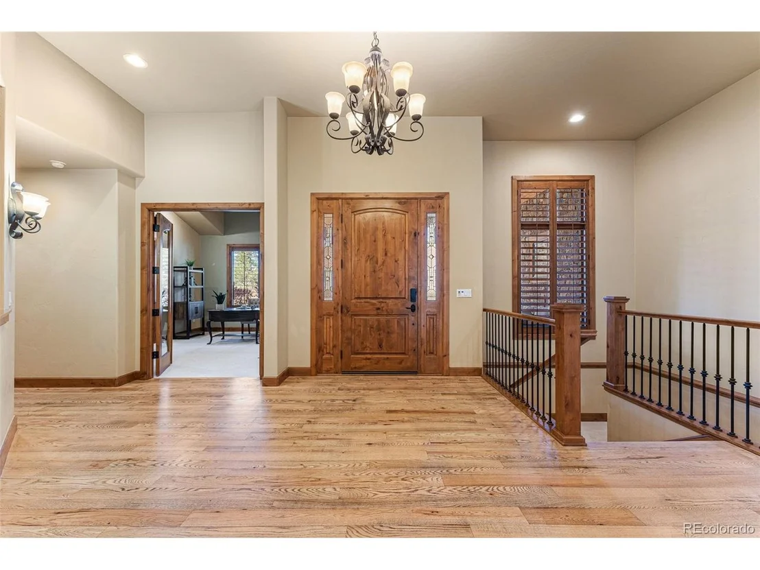 Photo of 2392 Saddleback Dr