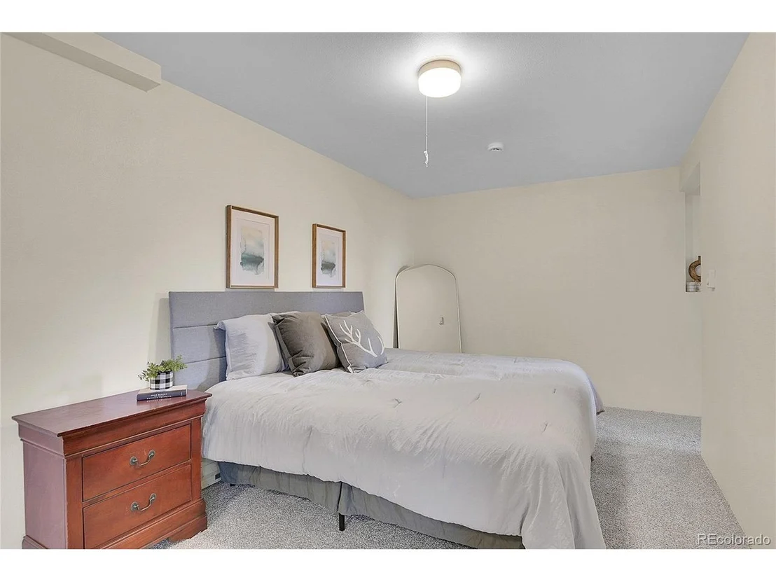 Photo of 83 Hill Cir