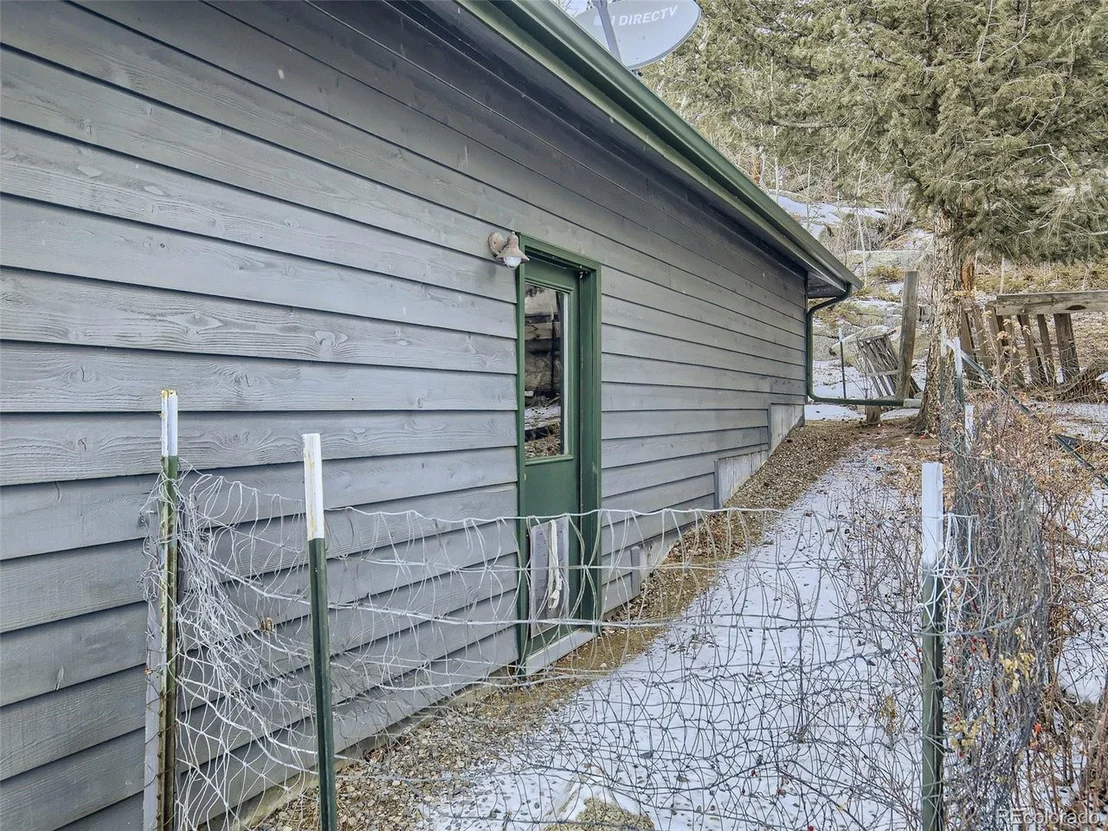 Photo of 597 Pine Glade Rd
