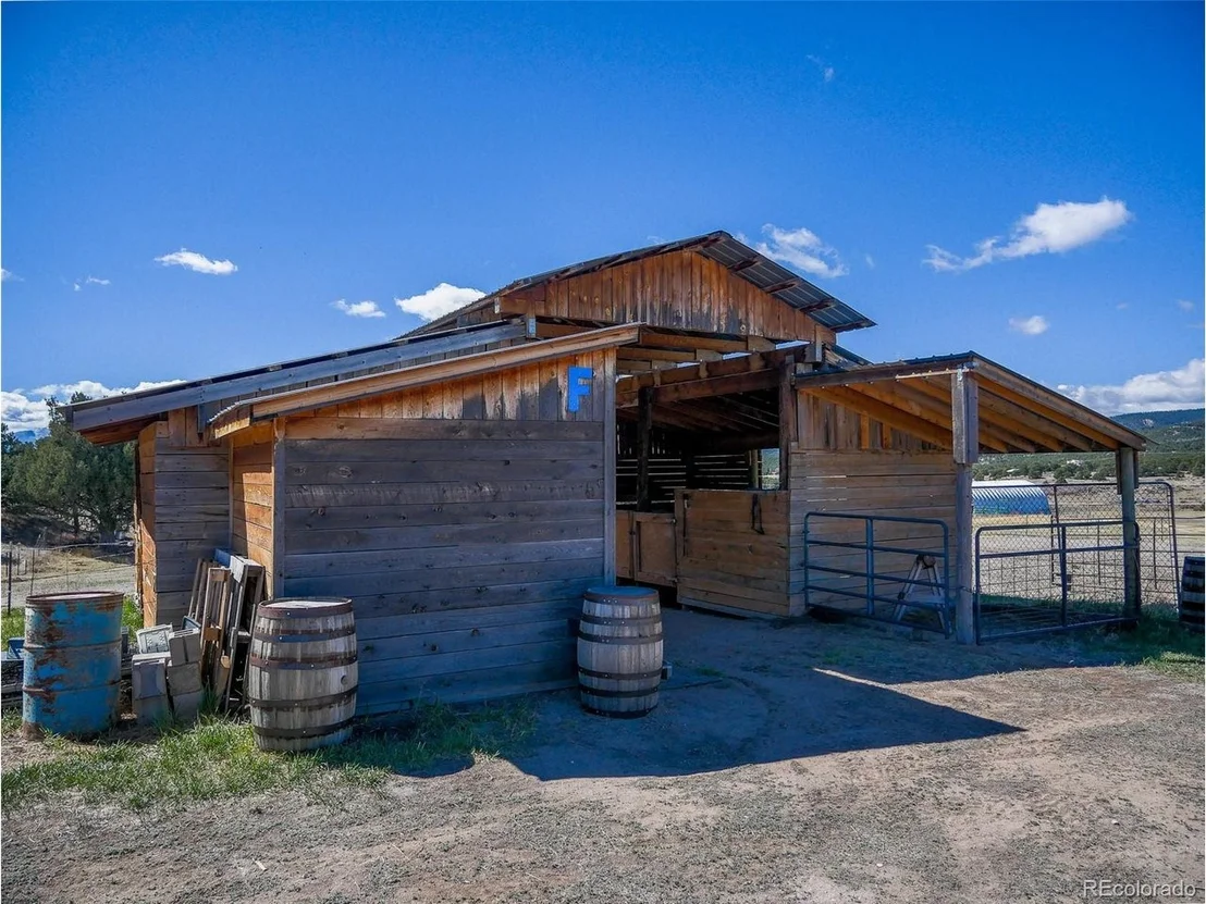 Photo of 16103 US Highway 285