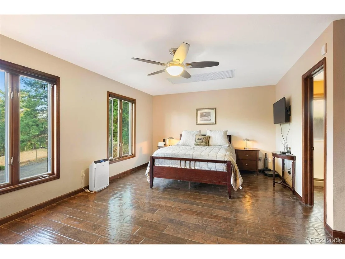 Photo of 6525 Joan Ln